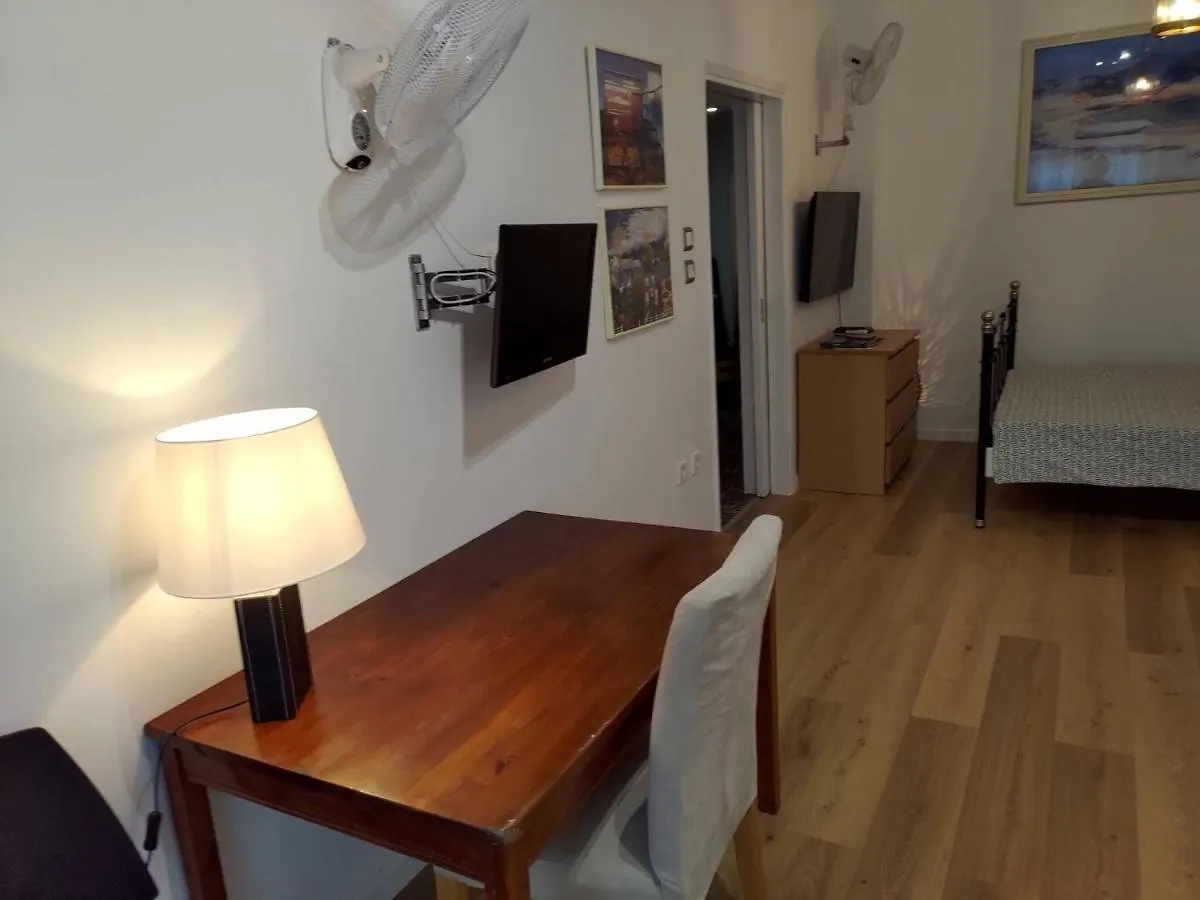 Promenade Apartment With Sea View Thessaloníki