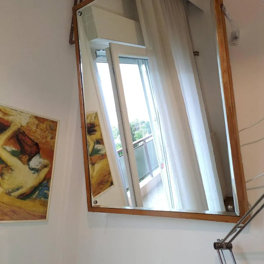 Promenade Apartment With Sea View Thessaloniki Greece